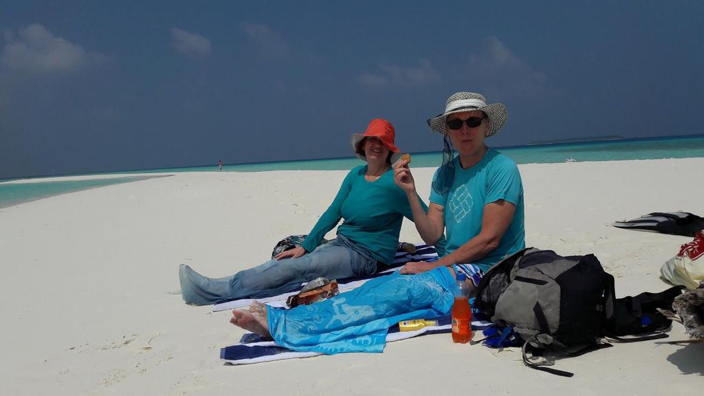 Madi Finolhu Guest House Dharavandhoo Exterior foto